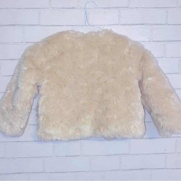 MINI BODEN $110 Ivory Faux Fur Coat Jacket Girls size  5-6 years EUC - Picture 4 of 12
